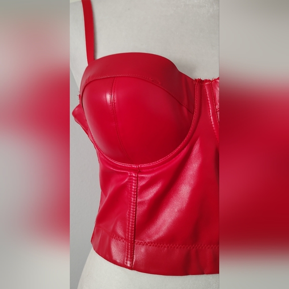 Bustier women faux leather color red style Gothic adjustable straps New L /XL - Picture 3 of 16